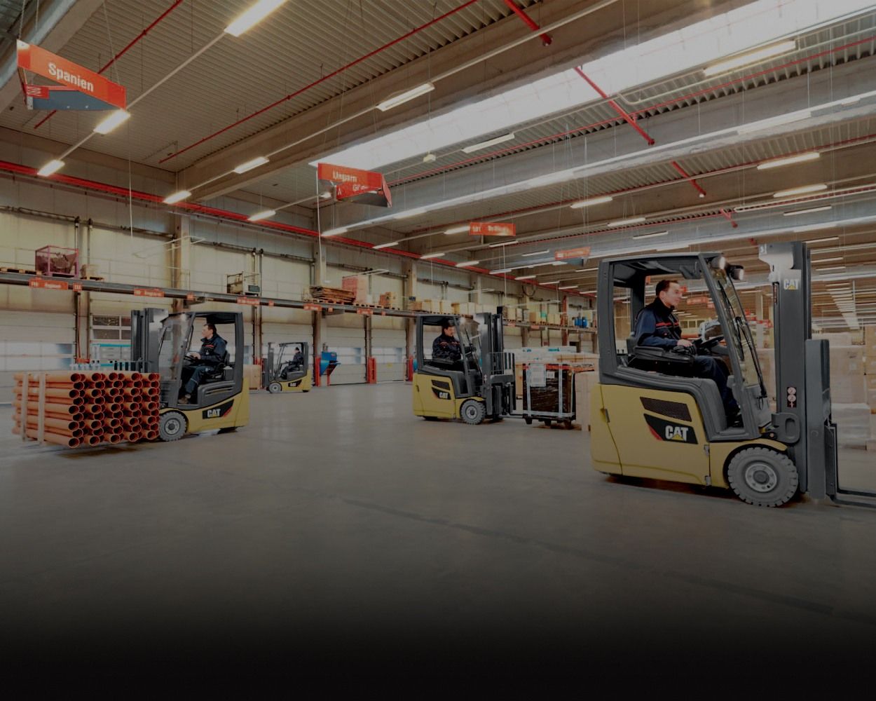Sit-down electric three-wheel forklifts